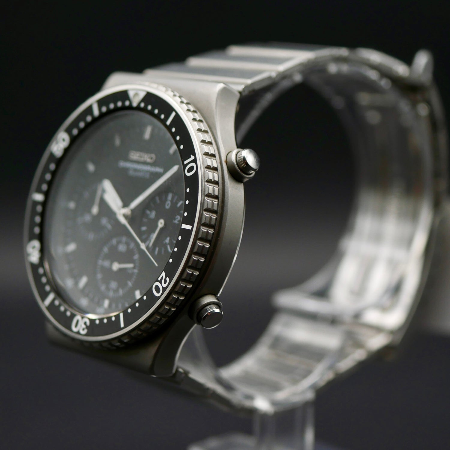 Seiko 7a28-7040