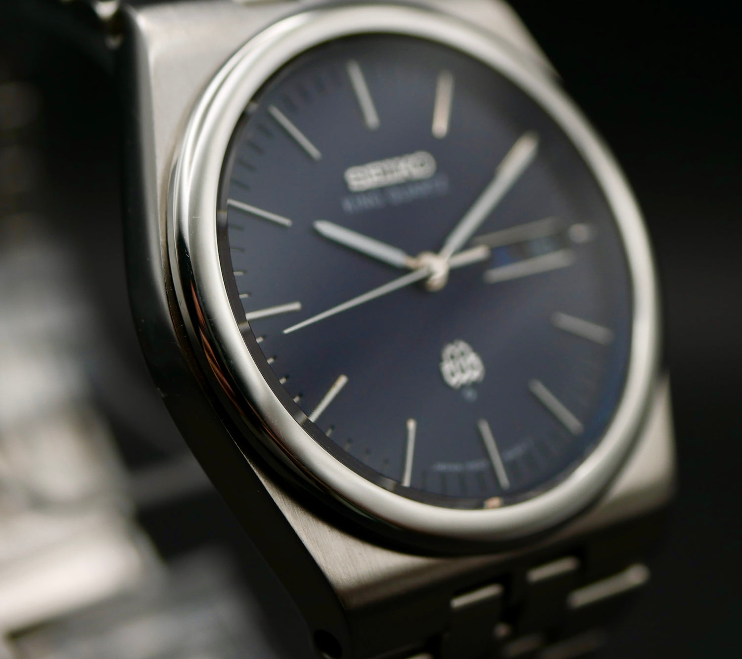 SEIKO KINGQUARTZ 9923-802A