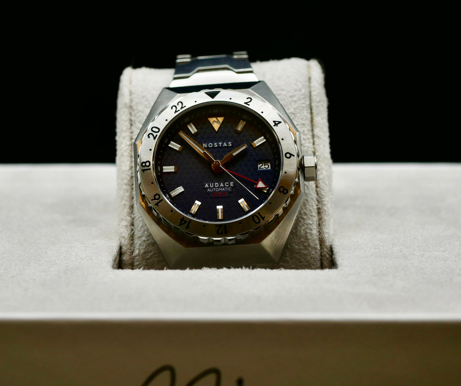Nostas AUDACE GMT
