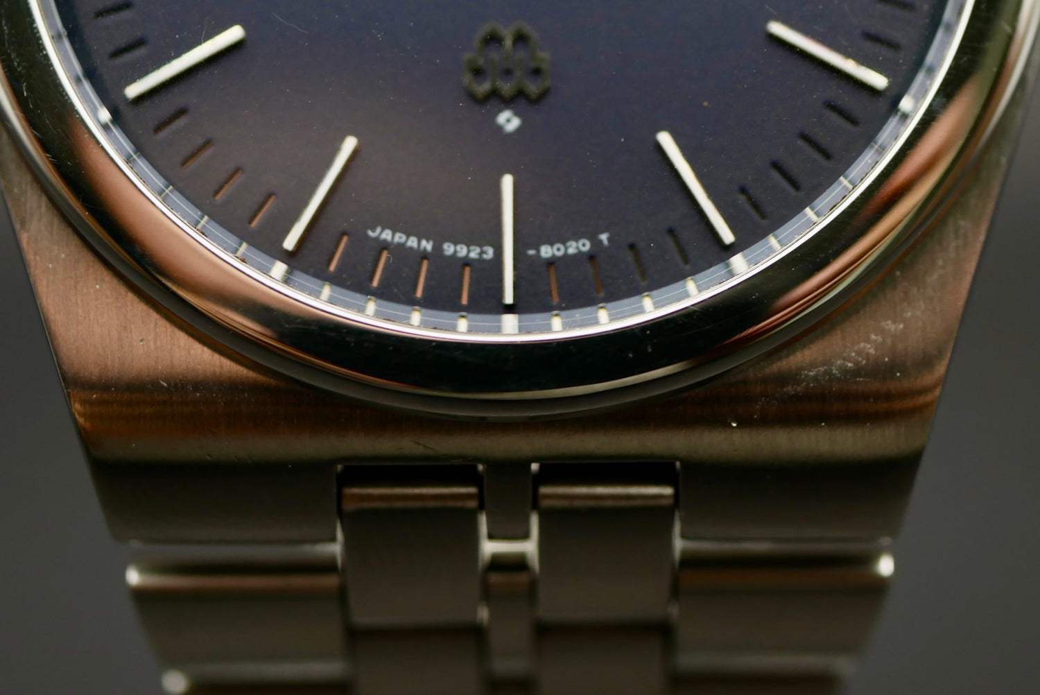 SEIKO KINGQUARTZ 9923-802A