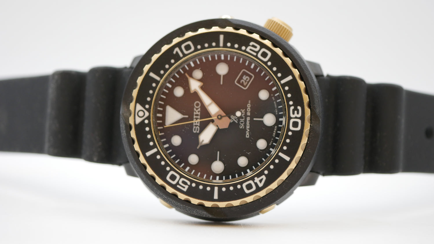 SEIKO TUNA SOLAR V157