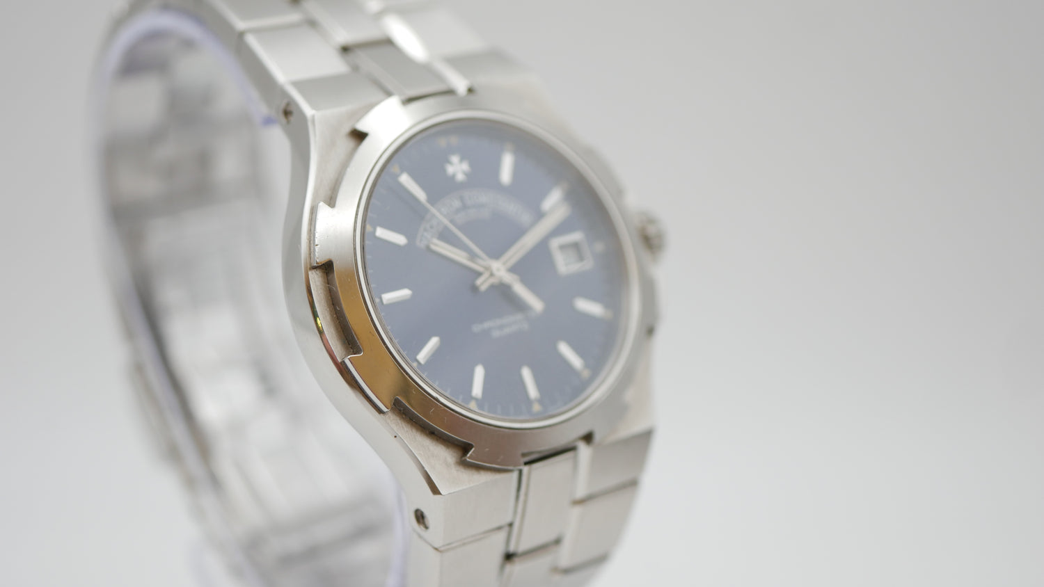 VACHERON CONSTANTIN OVERSEAS 72040