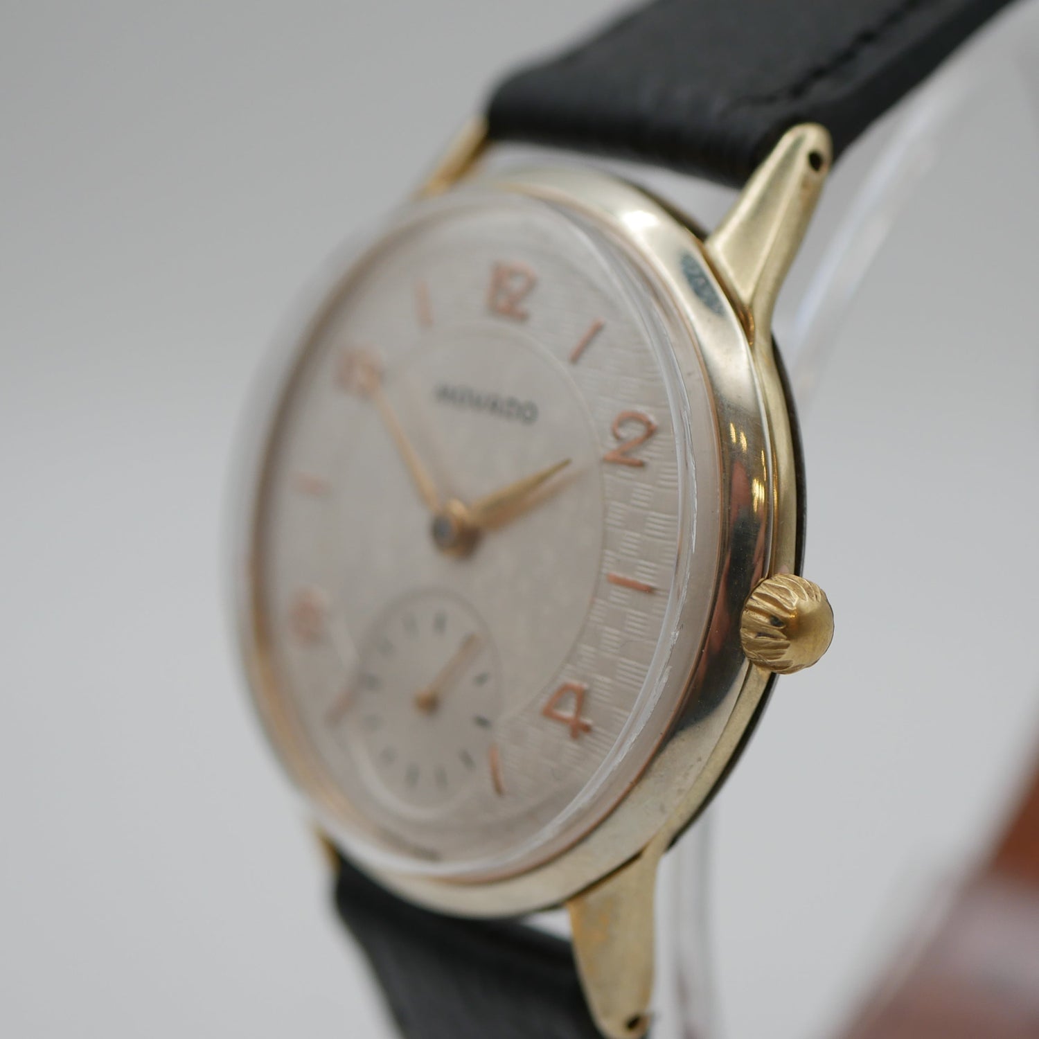 MOVADO CARICA MANUALE QUADRANTE A NIDO D'APE