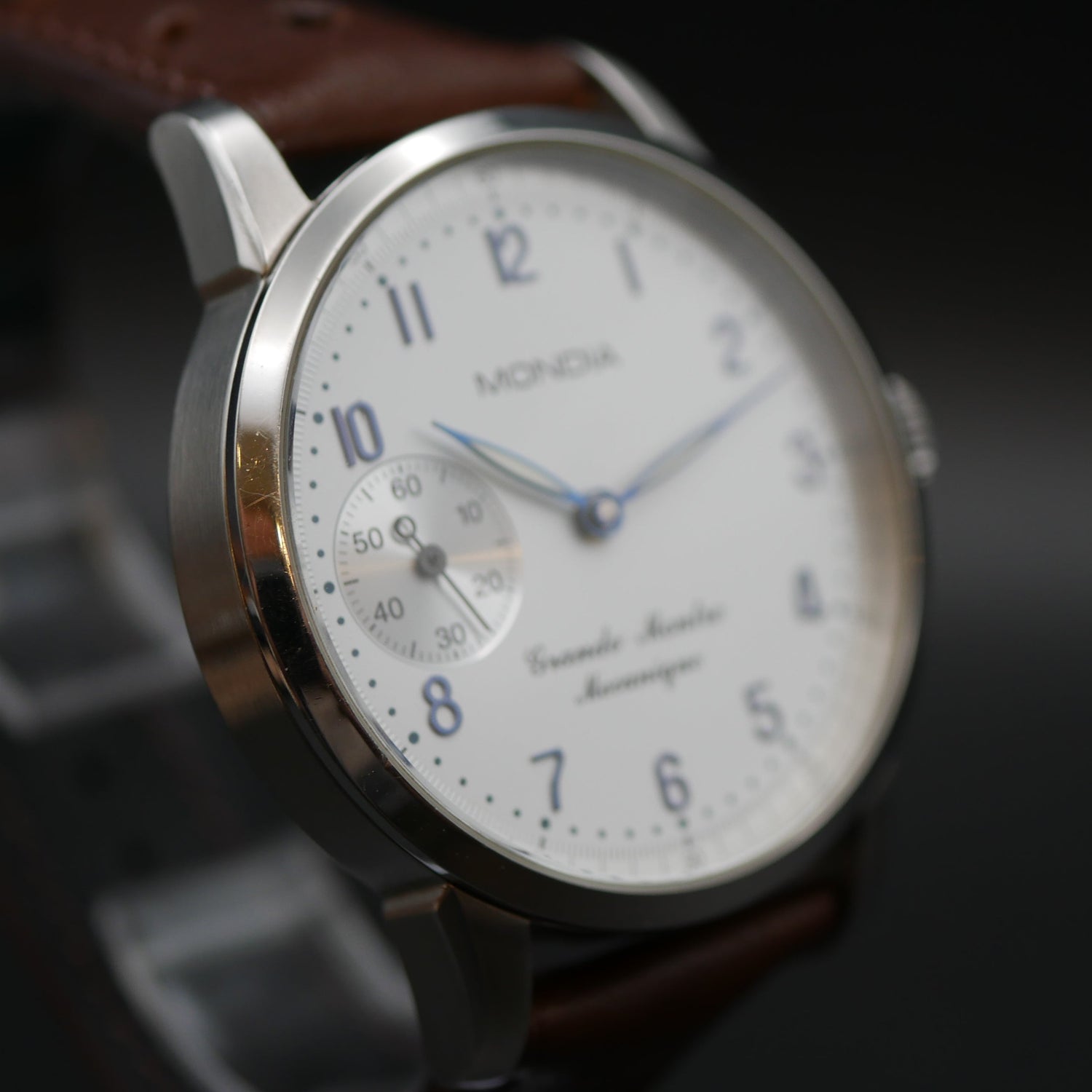 MONDIA GRANDE MONTRE MECANIQUE
