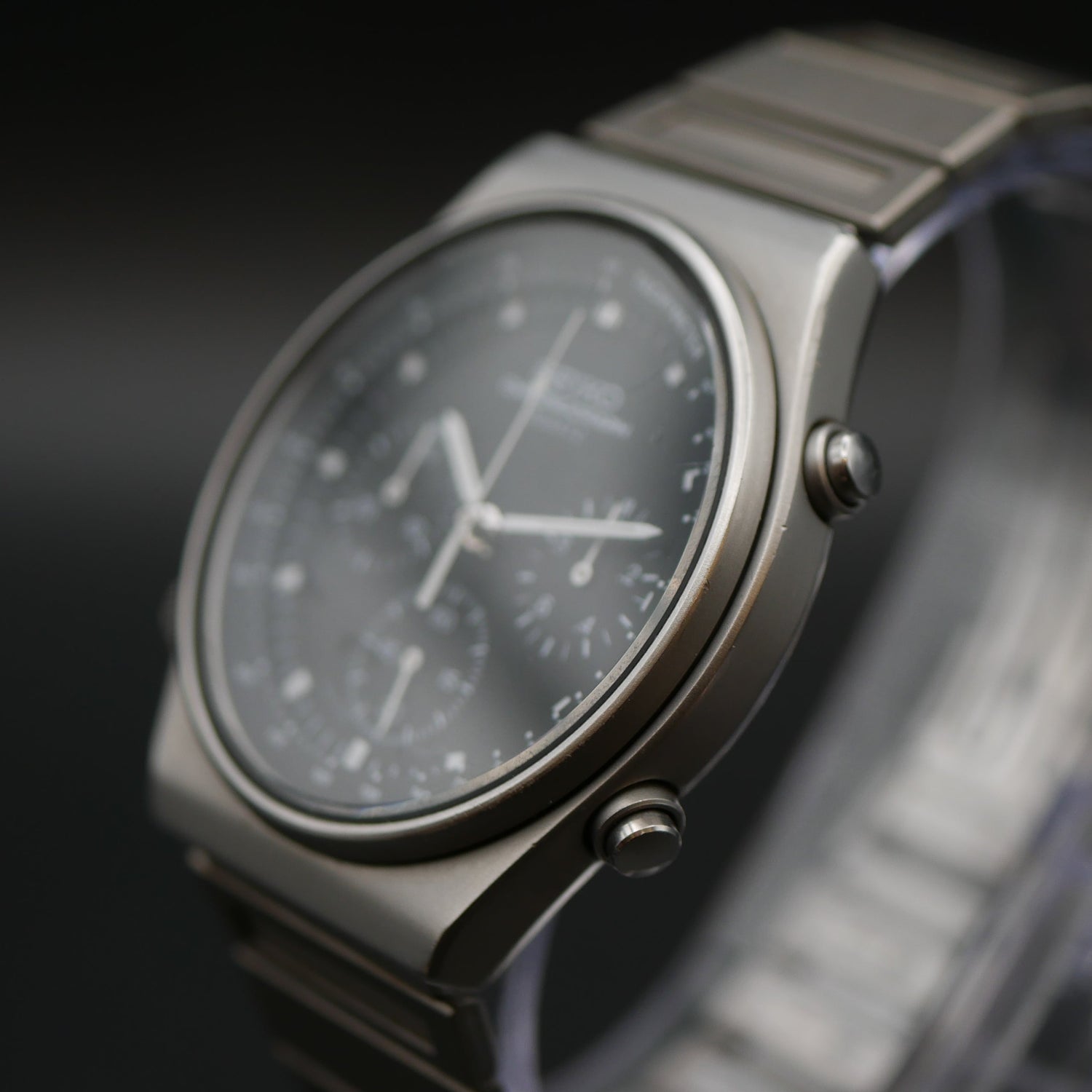 SEIKO 7A28-701A