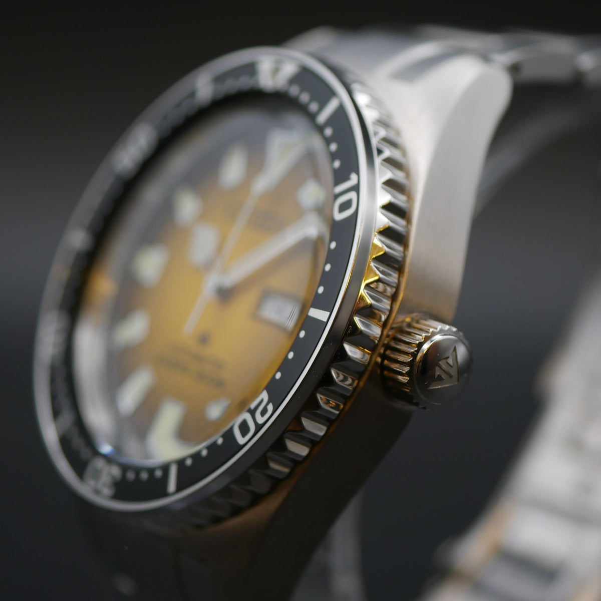 CITIZEN PROMASTER 200mt NY 120