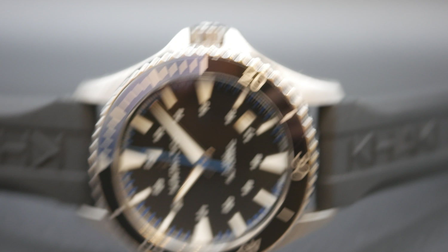 HAMILTON KHAKI NAVY SUB